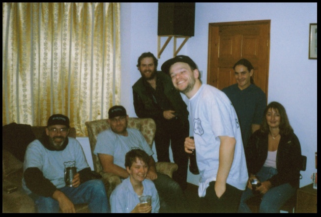 640x428 pixels (102K)